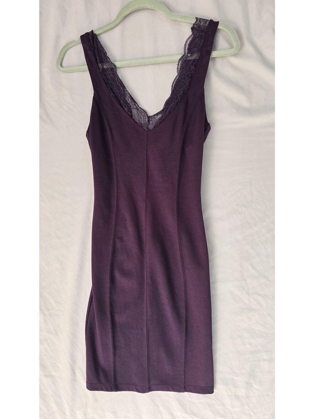 H&M Dress Womens XS Purple Lace Trim V Neck Bodycon Mini Party Cocktail